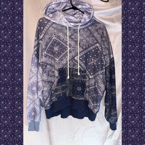 American Eagle Outfitters Blue and White Paisley Hoodie. Bandana print.